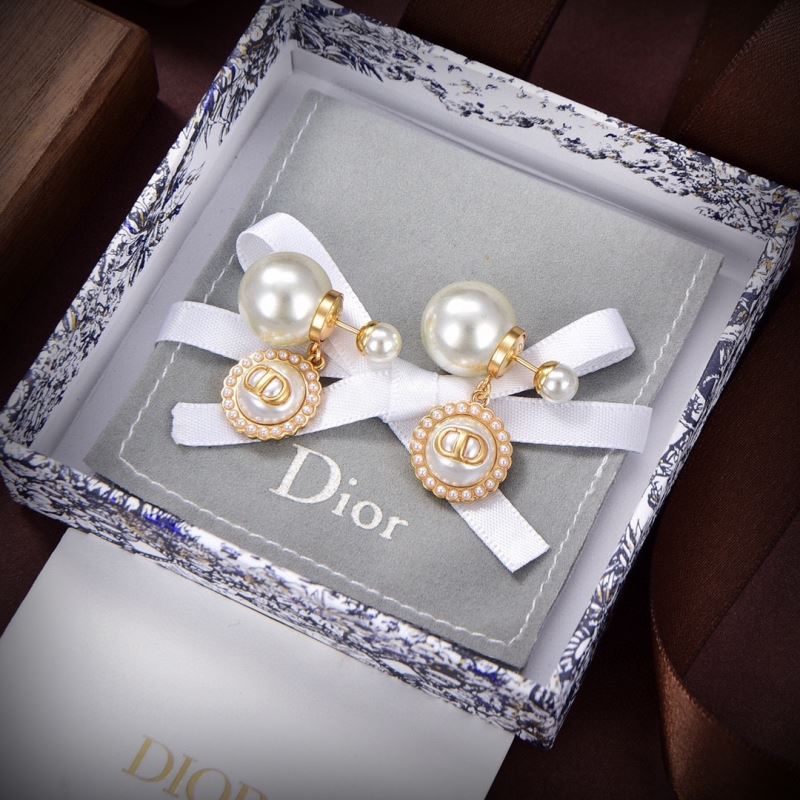 chr1st1an D10r earrings